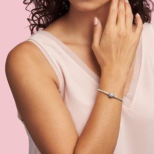 Pandora Bracelet Moments Sparkling Pavé Clasp Snake Chain